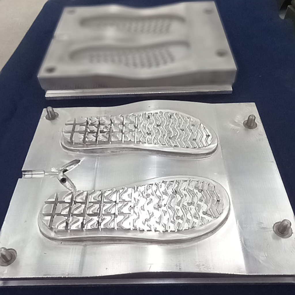 Molde de suela de calzado fabricado en aluminio de alta precisión, diseñado para garantizar durabilidad, exactitud y óptimo desmoldeo en producción.